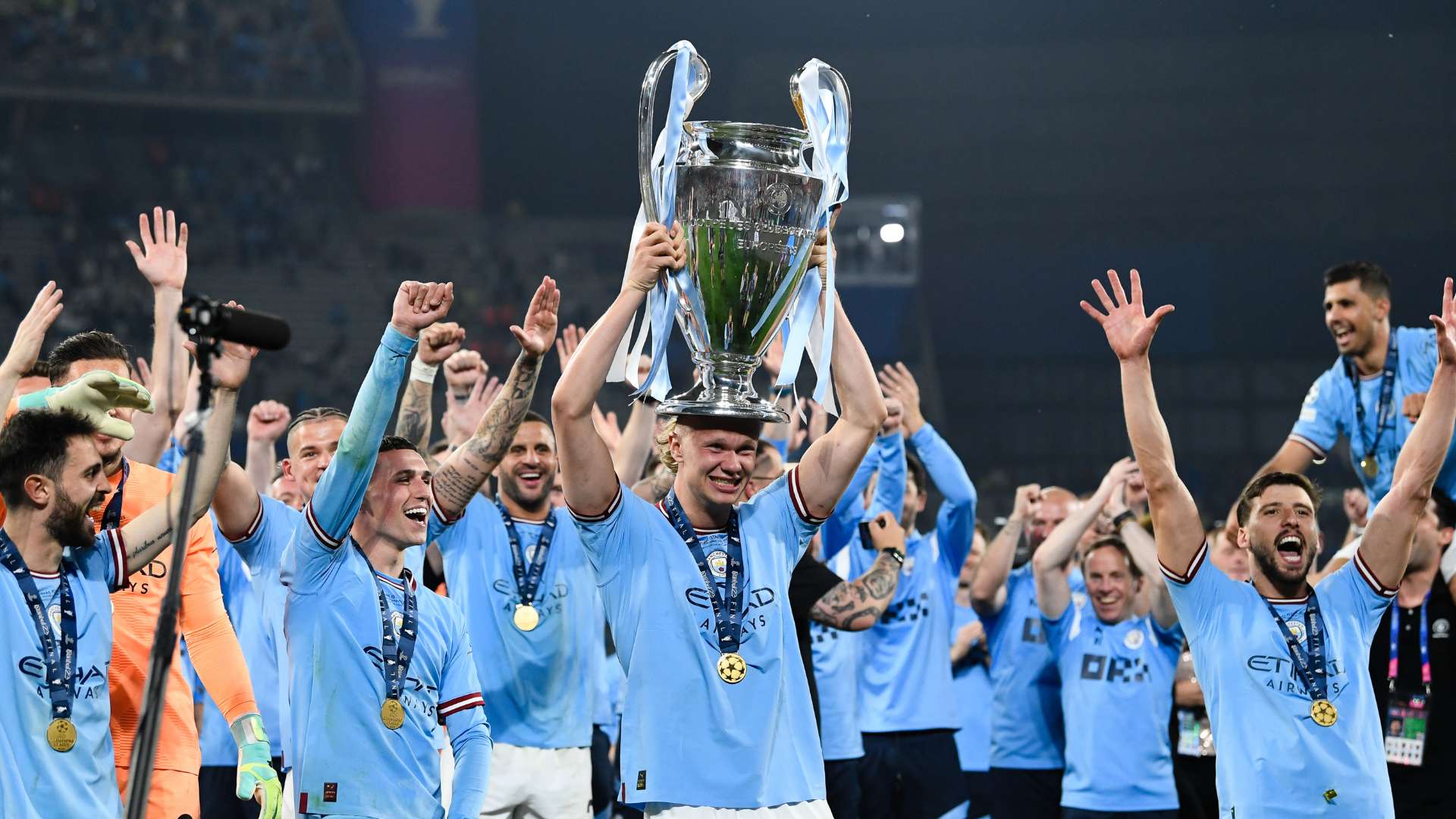 迈向更高的 迈向更高的